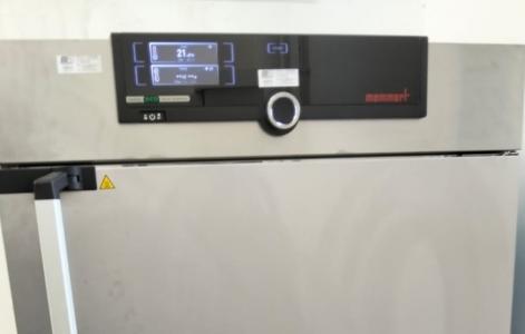 Armadi a temperatura controllata a 21°C, 4°C e 37°C Armadi a temperatura controllata a 21°C, 4°C e 37°C
