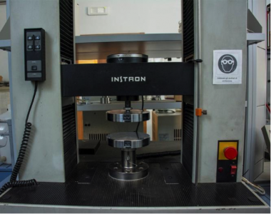 Universal testing machine INSTRON 4502