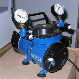 Vacuum-pressure diaphragm pumpl